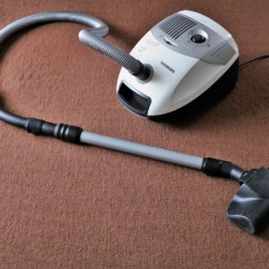 vacuum-cleaner-1605068_1920
